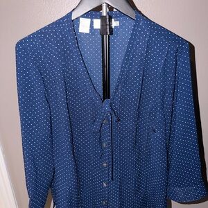 Naomi Blue Polka Dot Tie-Front Blouse – Size Large